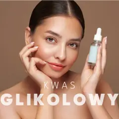 Kwas glikolowy na co? Delikatna skóra, gładka i promienna. Młoda kobieta z buteleczką serum.
