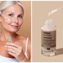 Kobieta aplikuje serum z kwasem traneksamowym na twarz. Produkt to tołpa. dermo face melaclear.