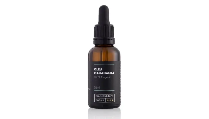 Butelka z ciemnego szkła z pipetą, zawierająca olej makadamia 100% Organic. Idealny do olejowania włosów.