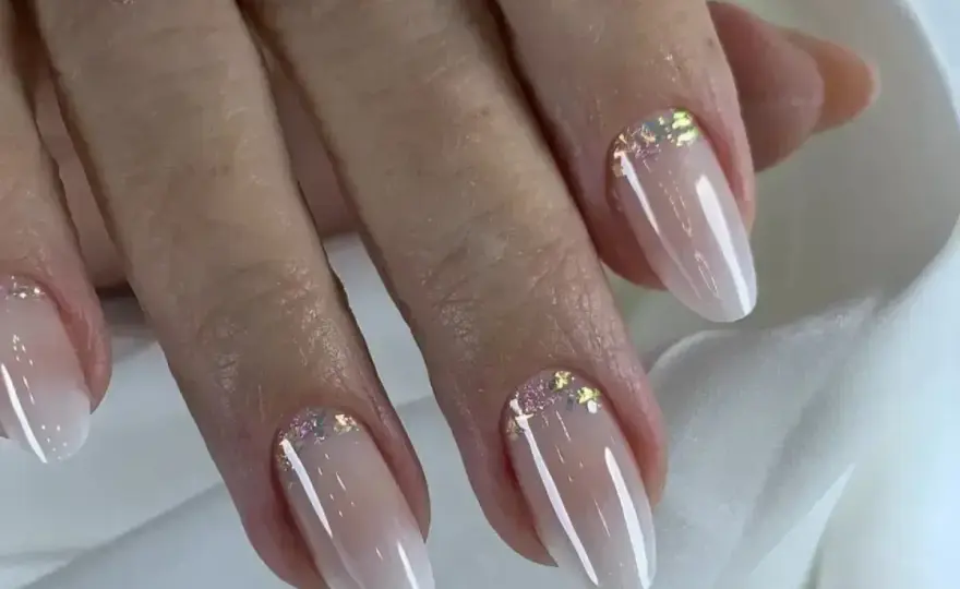 Manicure hybrydowy - czy warto? Pełny przewodnik i porady eksperta
